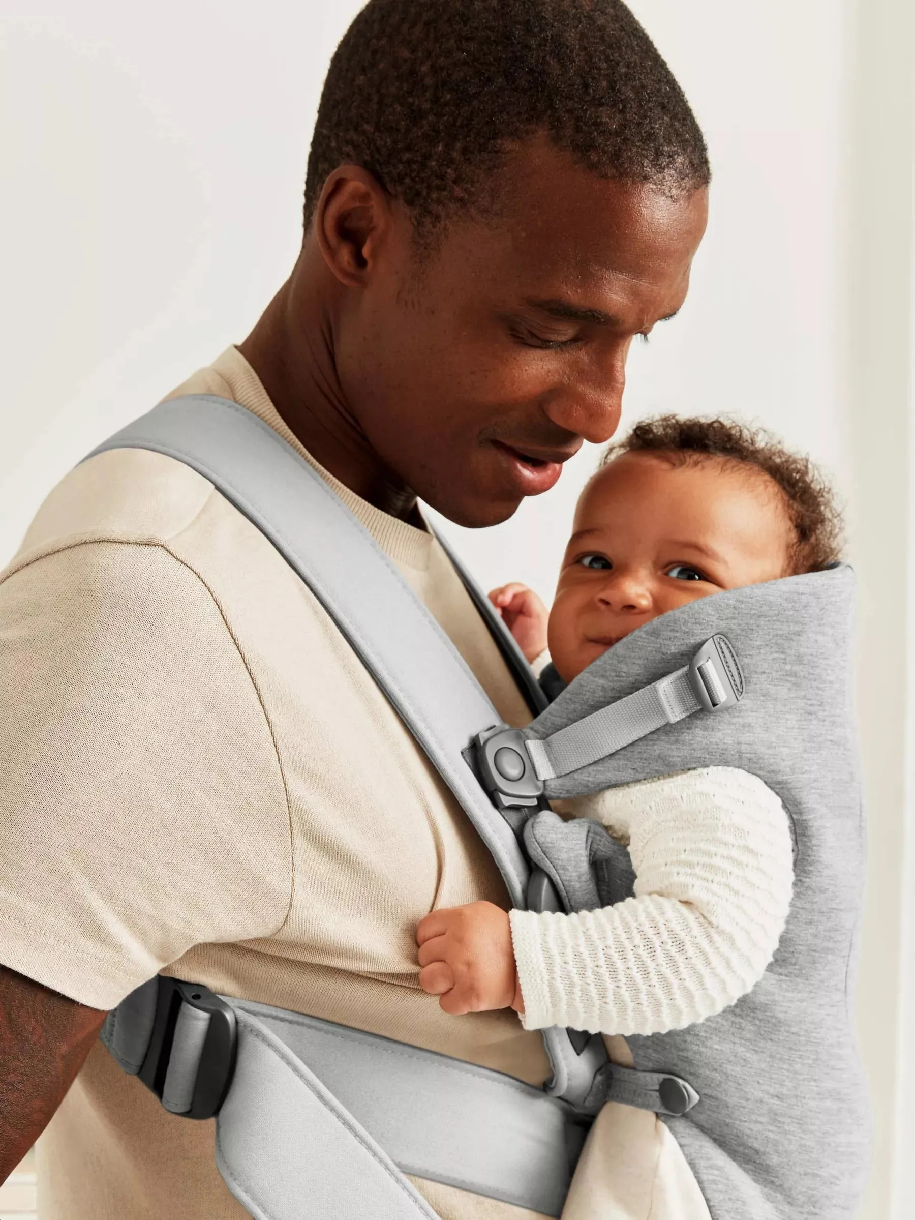 Baby Bjorn Baby Carrier Mini