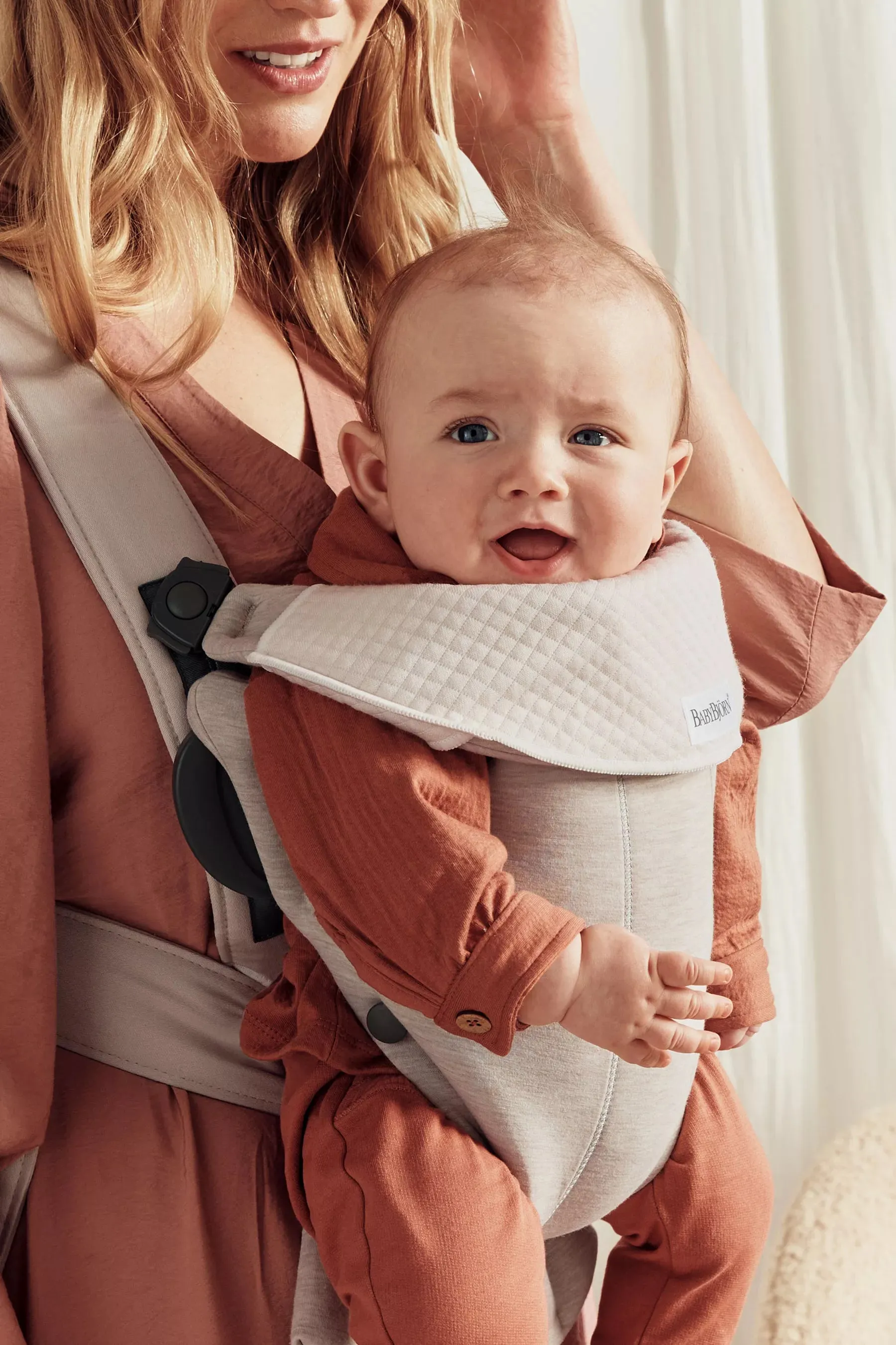 Baby Bjorn Baby Carrier Mini