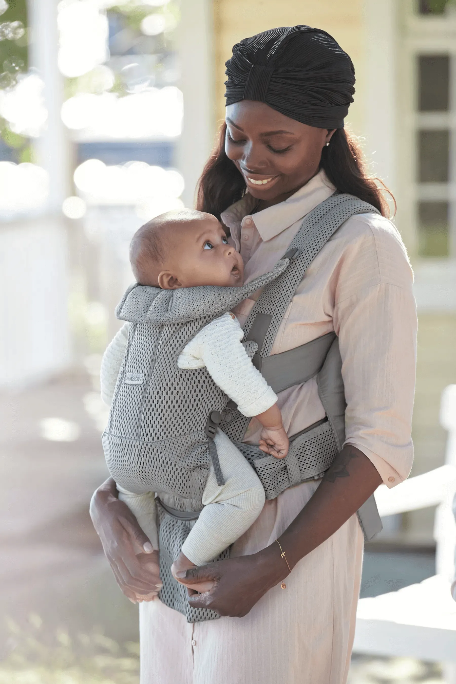 BabyBjörn Baby Carrier Free (0-15 Months)