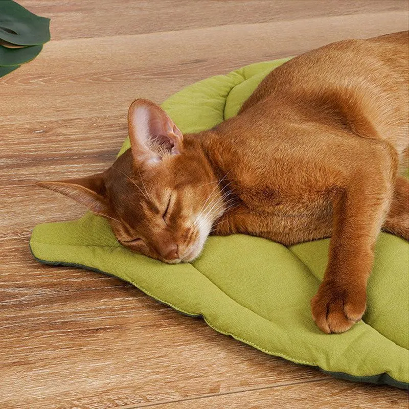 Cat Bed Mat Leaf Shape Washable Double-sided Use