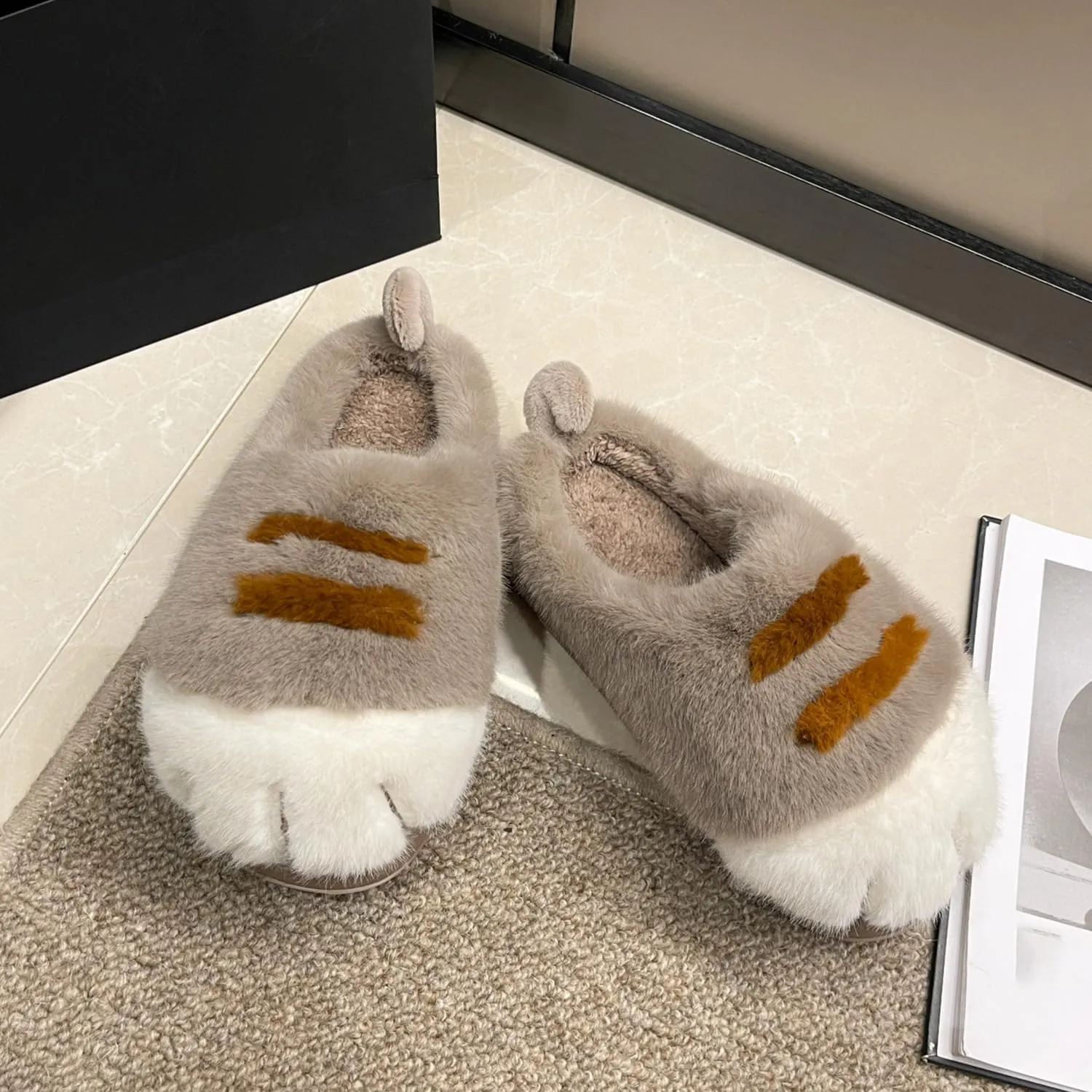 Cat Paw Slippers for Women,Cat Feet Slippers,Cat Foot Slippers,Indoor Outdoor Cute Funny Warm Cozy Fuzzy Winter House Shoes (Khaki,36-37)