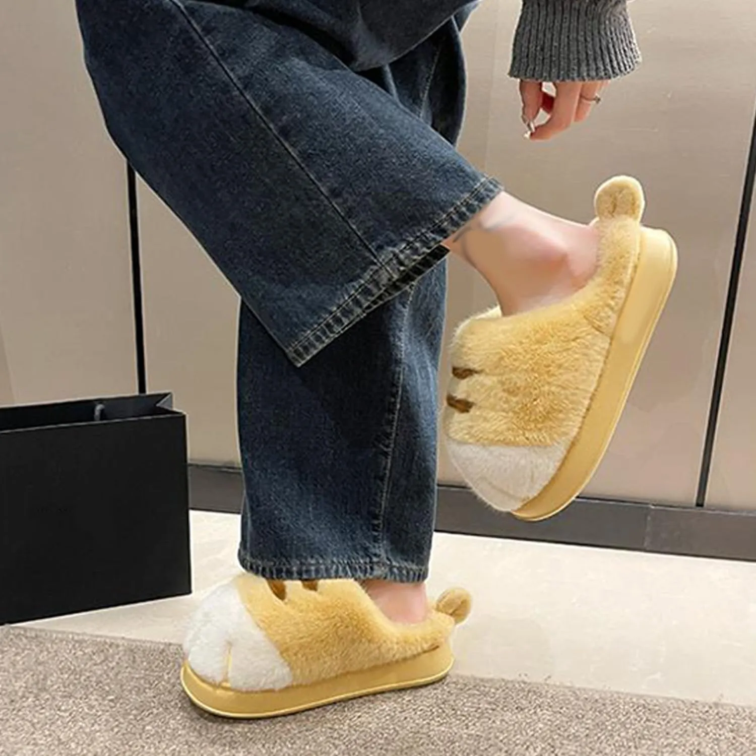 Cat Paw Slippers for Women,Cat Feet Slippers,Cat Foot Slippers,Indoor Outdoor Cute Funny Warm Cozy Fuzzy Winter House Shoes (Khaki,36-37)