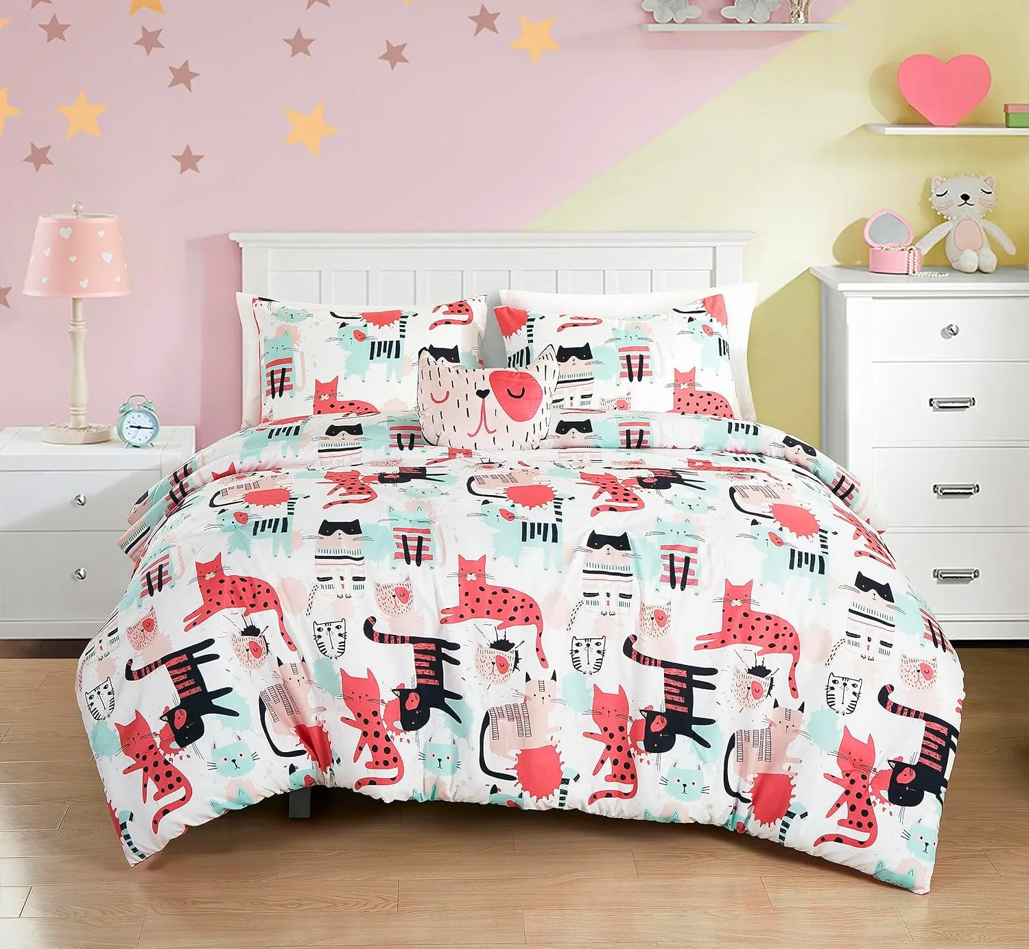 Chezmoi Collection 4-Piece Cartoon Cats Bedding Set Full/Queen Size - Blue Pink Black Soft Microfiber Comforter Set w/Cat Throw Pillow for Kids Teens