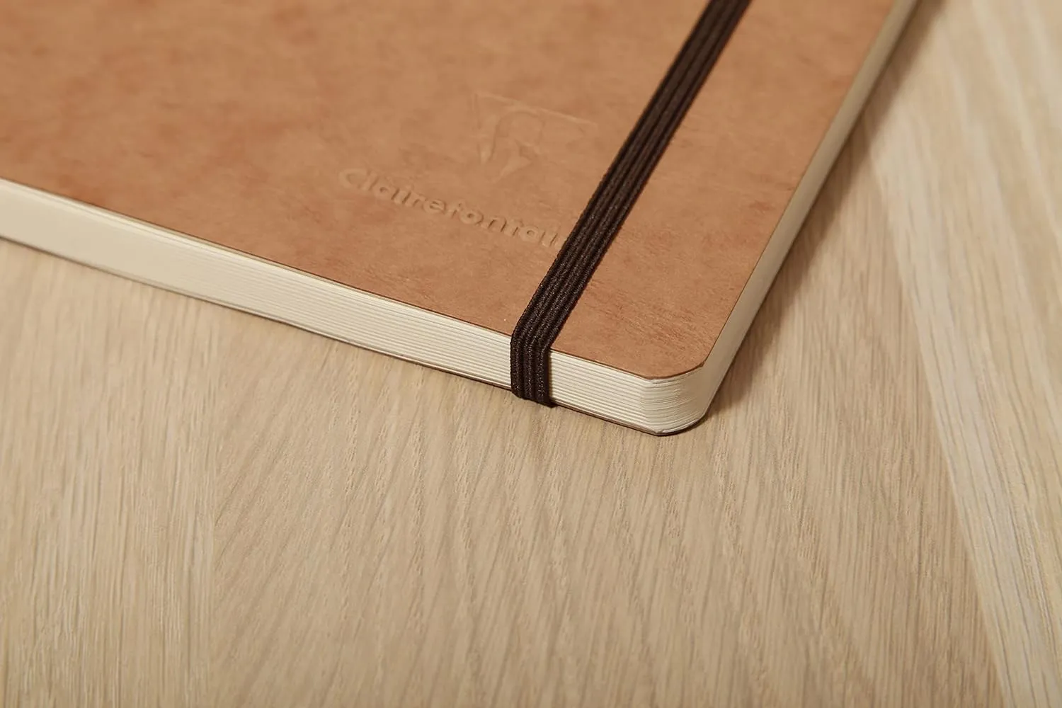 Clairefontaine - Ref 793462C - Age Bag Thread-Bound Notebook (192 Pages) - A5 Size, Lined Rulings, 90gsm Brushed Vellum Paper, Elastic Closure - Red Cover