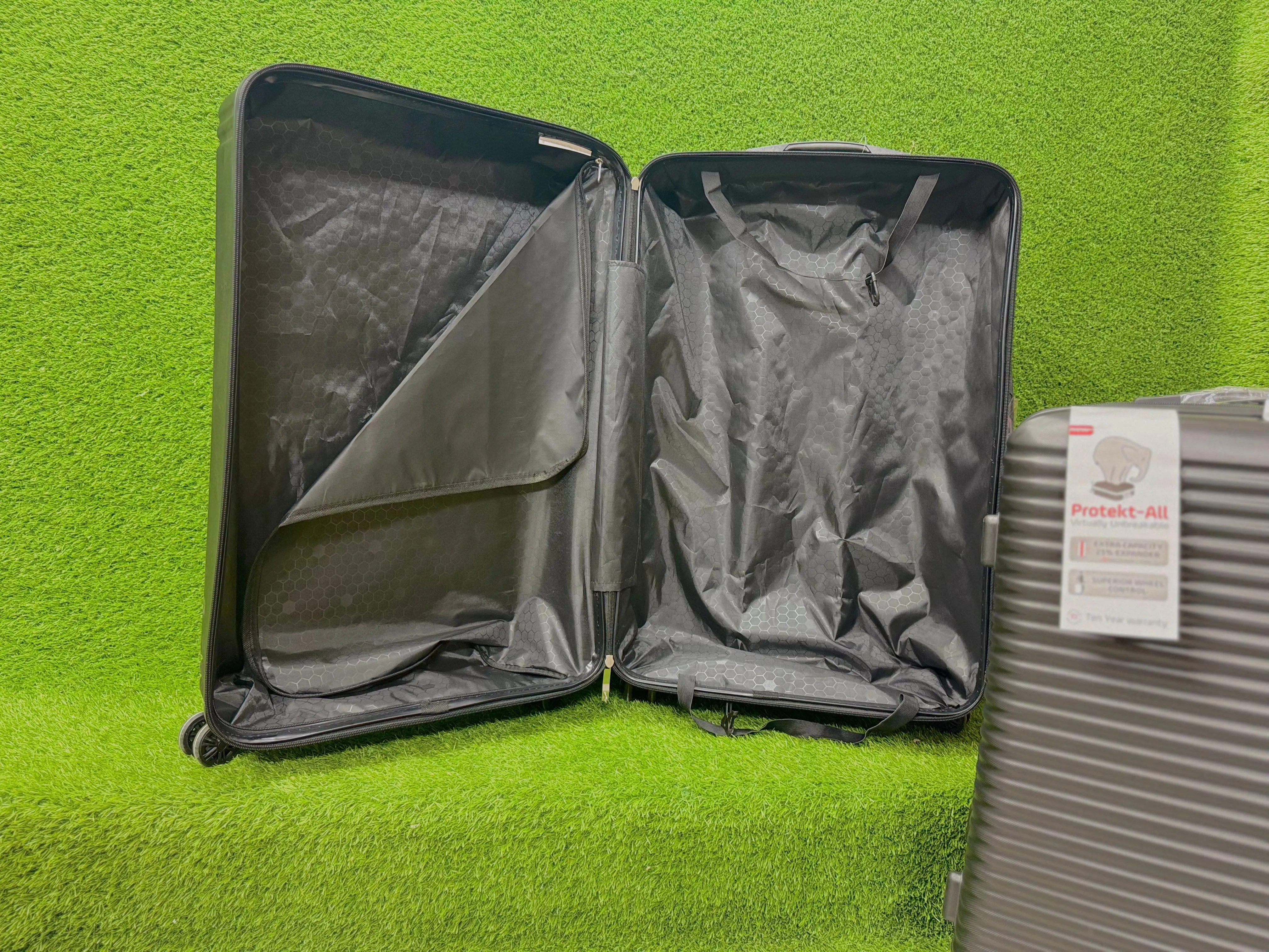 It Hardside 3 Pics Luggage Set