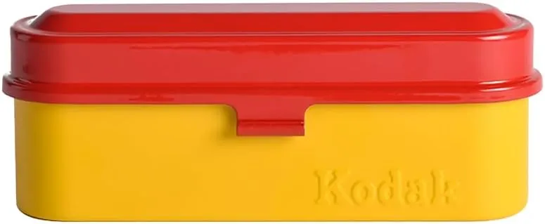KODAK Film Case - for 5 Rolls of 35mm Films - Compact, Retro Steel Case to Sort and Safeguard Film Rolls (Film is not Included) (Red)