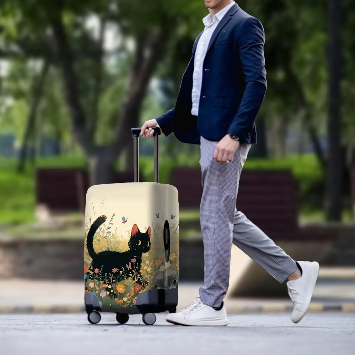 Luggage Cover, Baggage Covers with Zipper Bottom Dustproof & Anti-Scratch Protector Lightweight & Reusable for Family/Business Travel Black Cat Print
