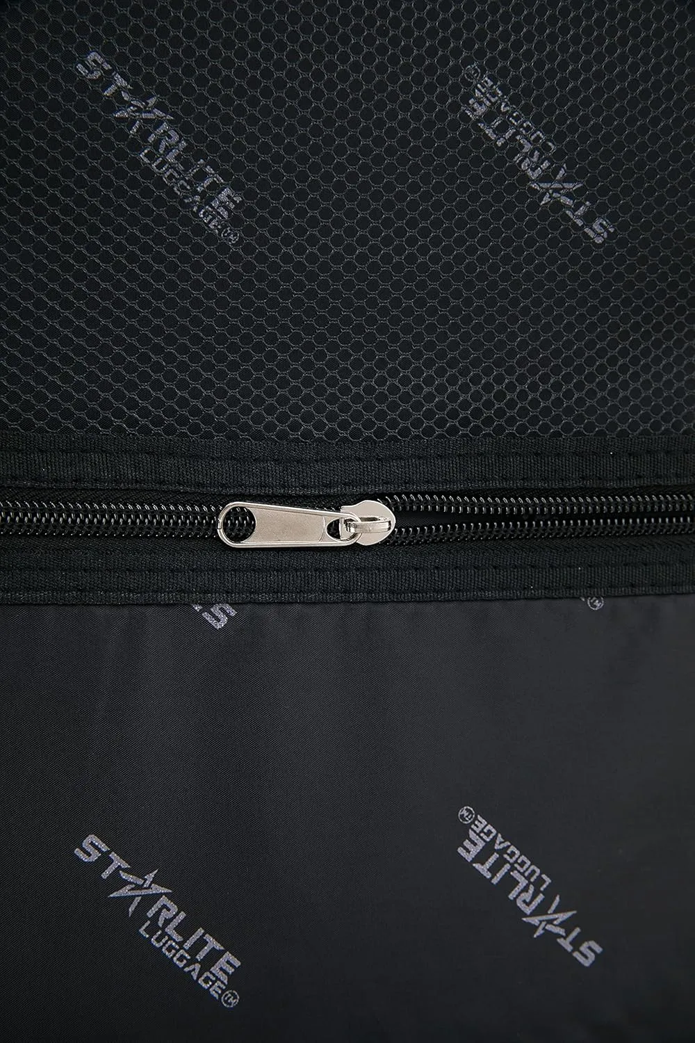 Medium Lightweight Wheeled Suitcase DK- 16 Navy