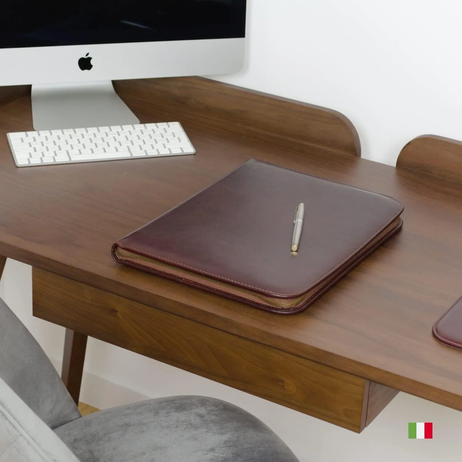 Premium Maruse Leather Portfolio Padfolio - Executive Folio for Men and Women with Zipper, Folio Document Organizer, Laptop Sleeve, iPad Case and Folder - Made in Italy, Brown