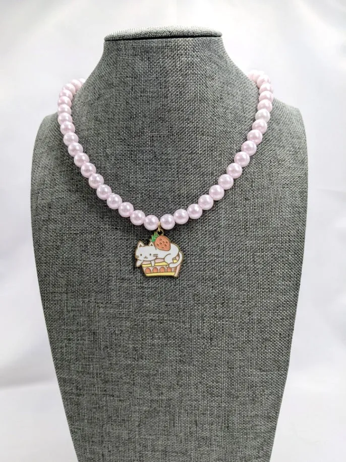 Strawberry Short-Cat Necklace